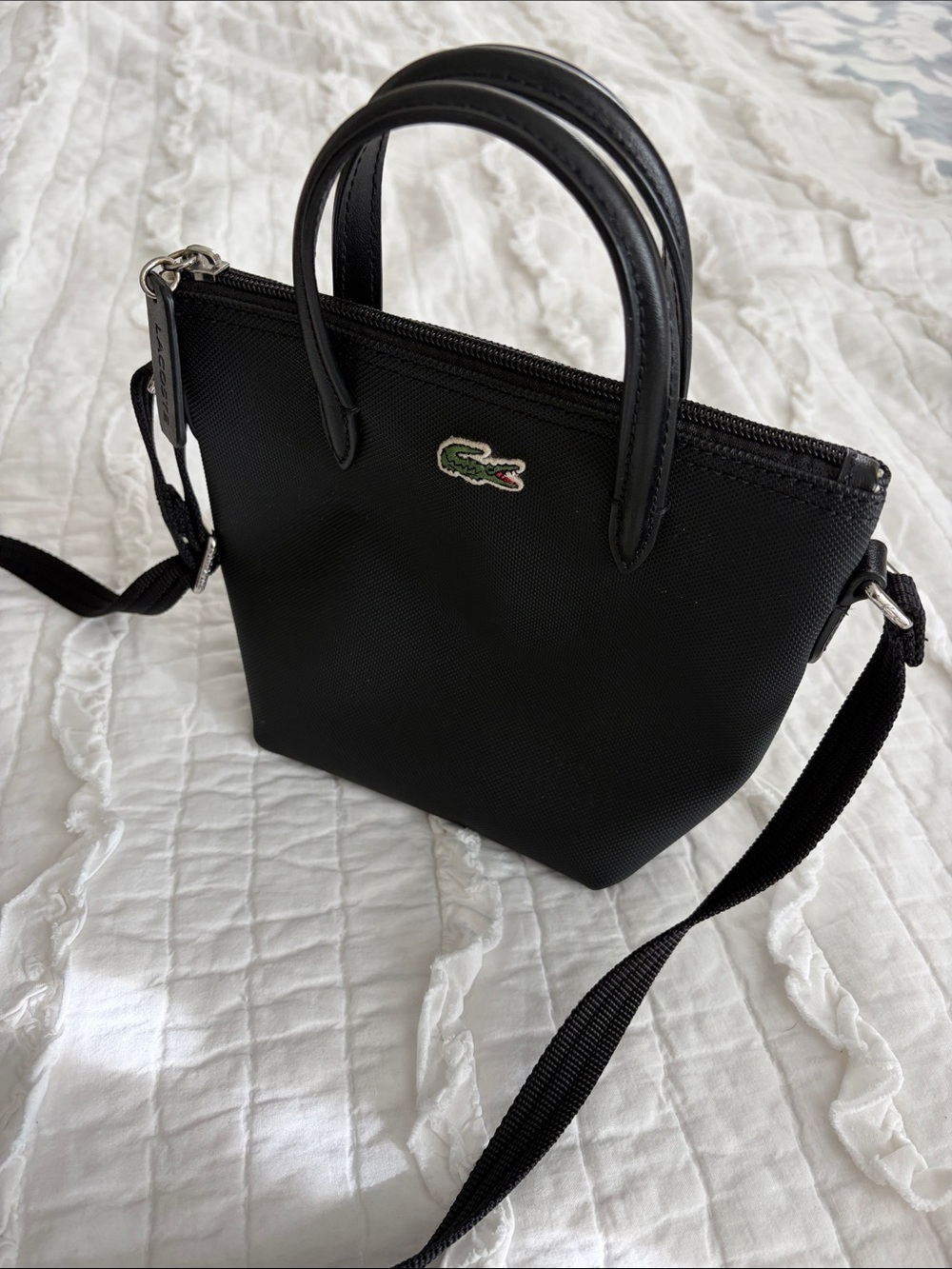 Lacoste mini tote/crossbody - Picture 3 of 6